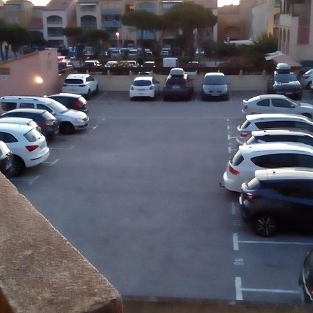 Le Victoria's Beach Barcares: Beachfront Comfort with Private Parking Le Barcares Exterior photo