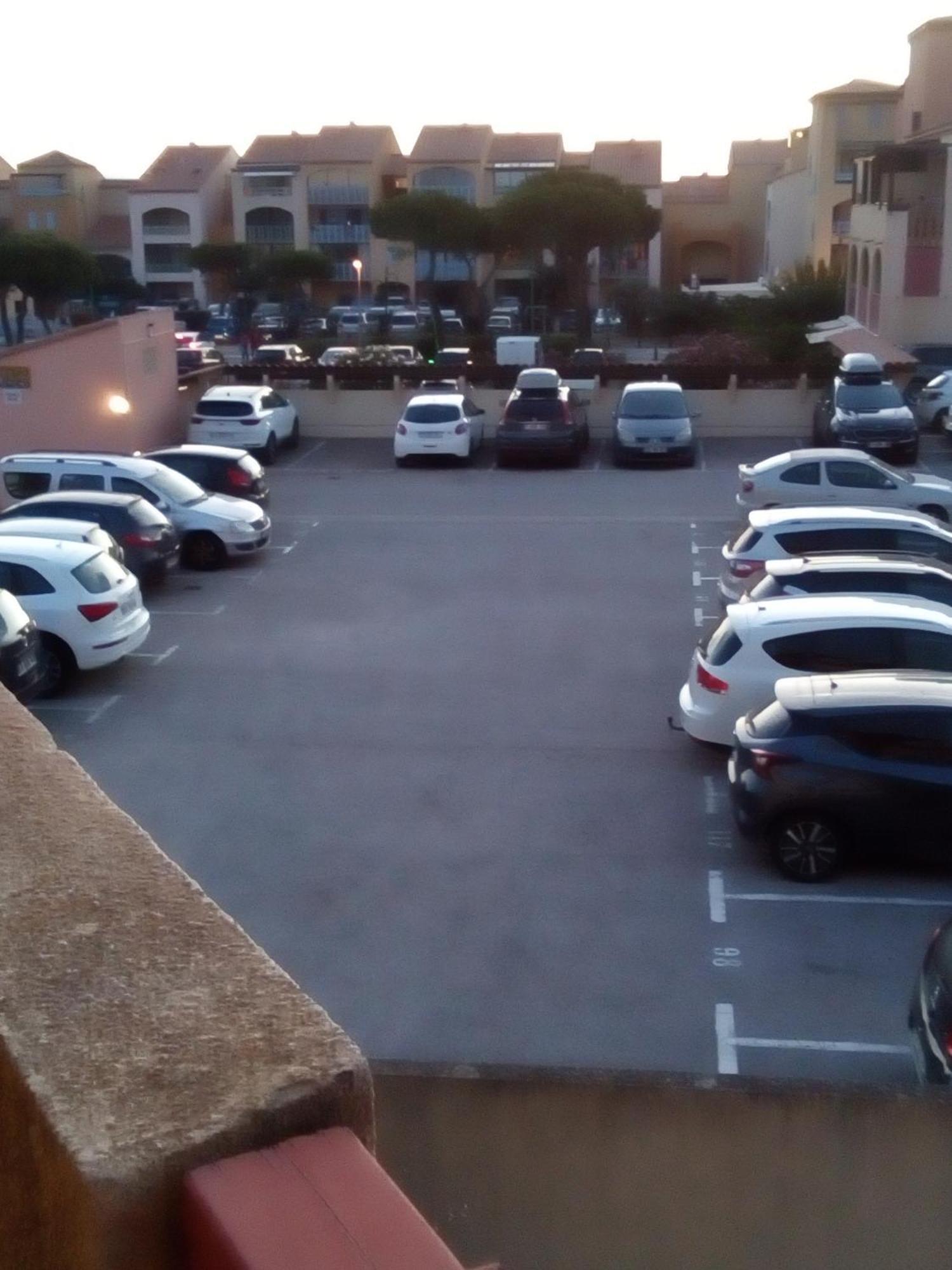 Le Victoria's Beach Barcares: Beachfront Comfort with Private Parking Le Barcares Exterior photo